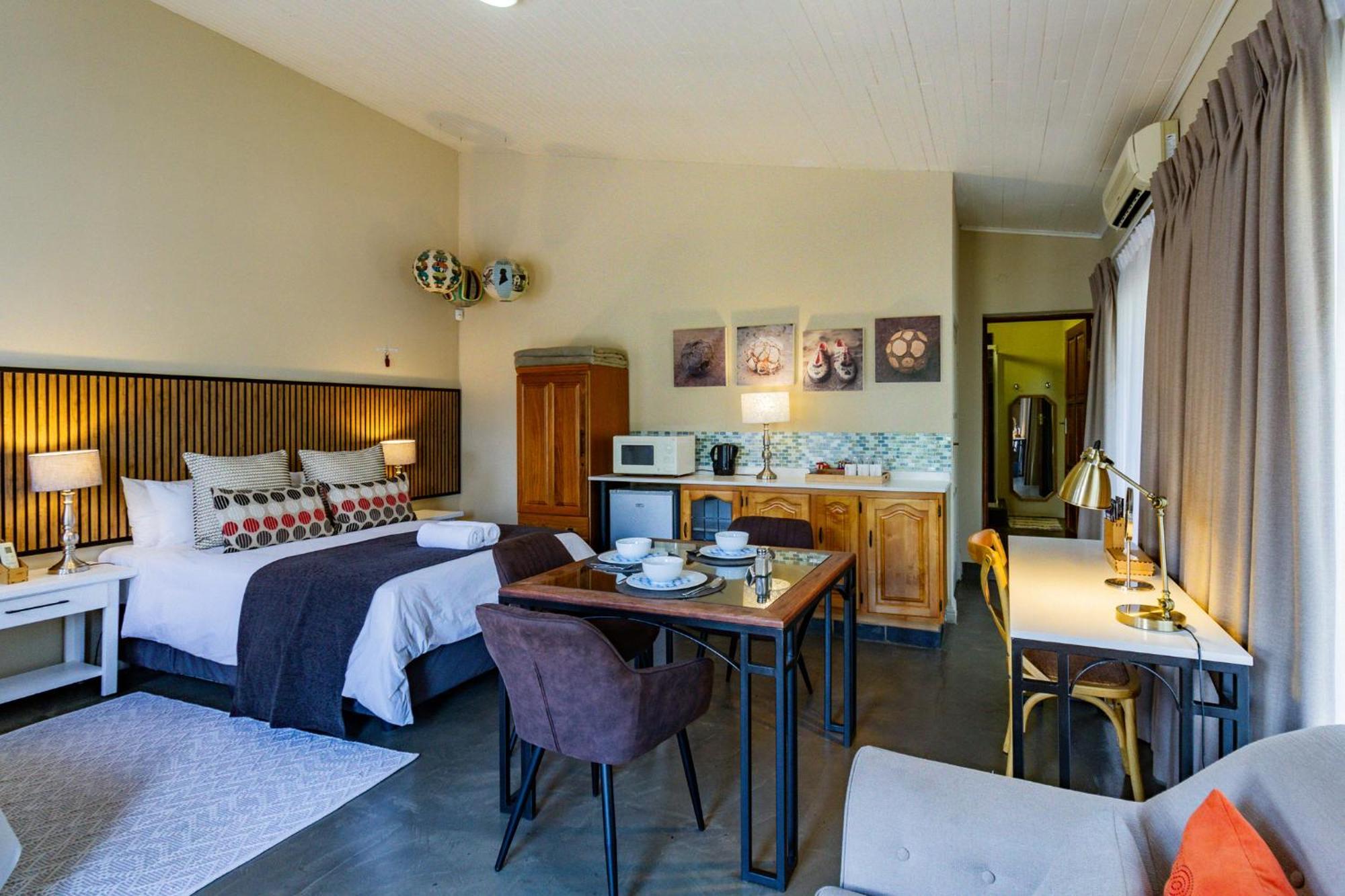 Pumleni Guesthouse Хартбиспурт Экстерьер фото