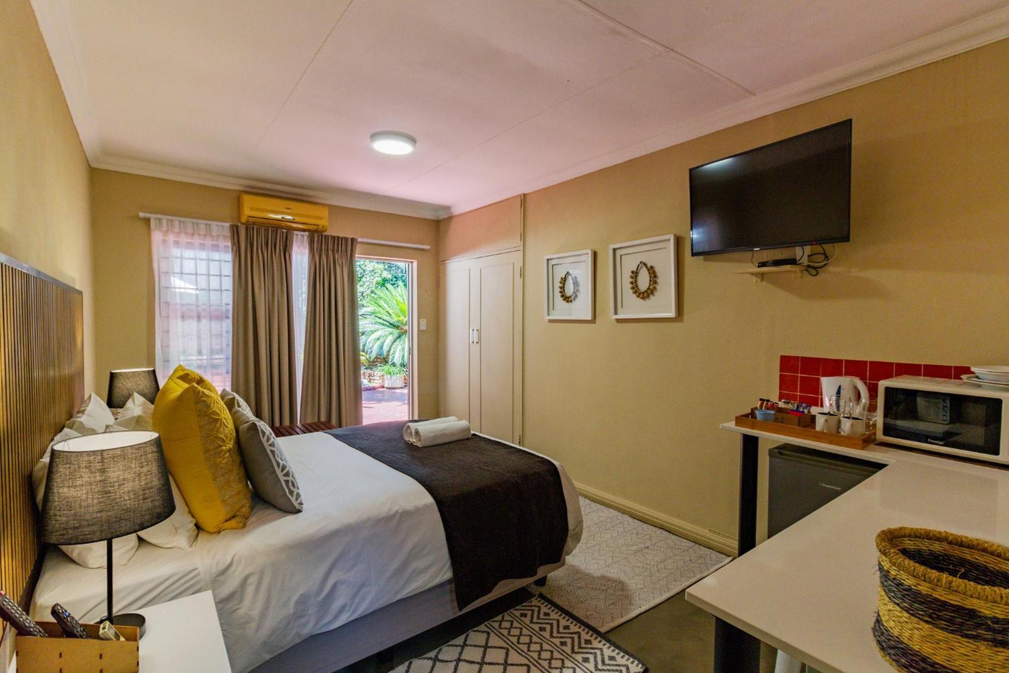 Pumleni Guesthouse Хартбиспурт Экстерьер фото